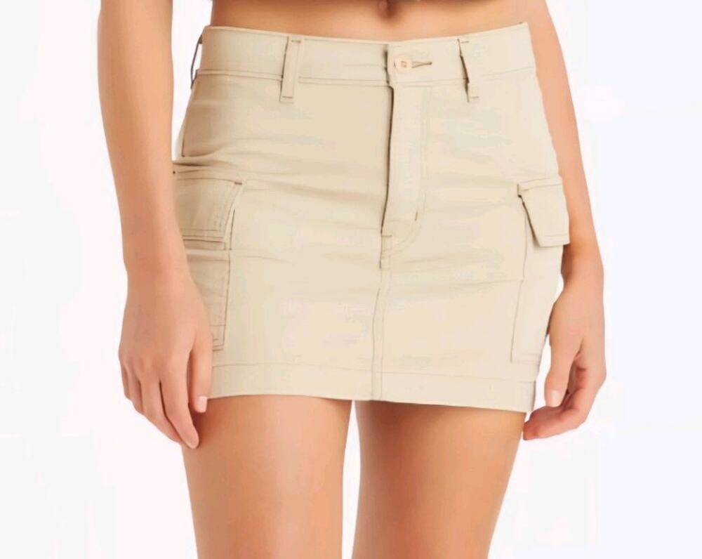 Levi's Women's 94 Cargo Mini Skirt Safari Tan Beige Size 27 NWT
